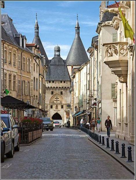 Les Toits Des Cordeliers Apartment Nancy Exterior photo